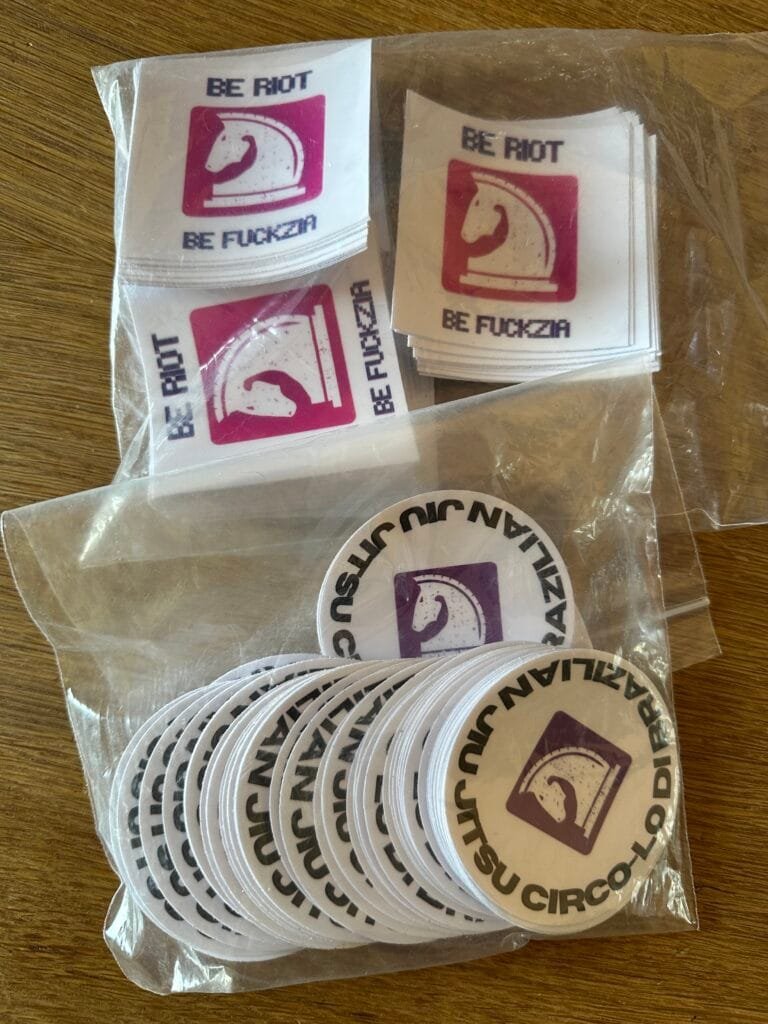 Home | StickersBomb Immagine #1 da Francesco M.